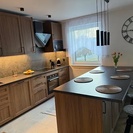 Апартаменты Elegancka Husarska Валбжих