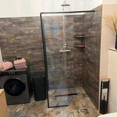 Апартаменты Elegancka Husarska Валбжих