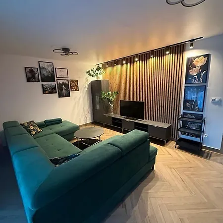 Elegancka Husarska Апартаменты