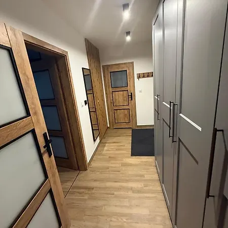 Elegancka Husarska Апартаменты *