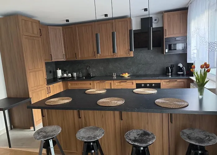 Elegancka Husarska Wałbrzych