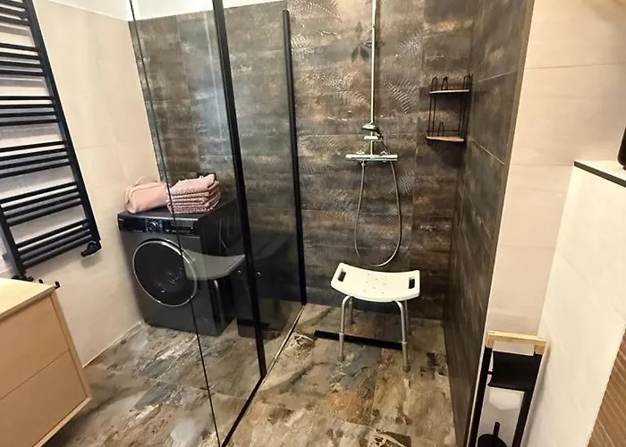 Elegancka Husarska Apartmán Wałbrzych