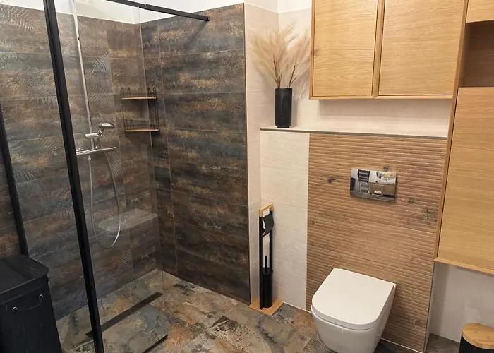 Elegancka Husarska Wałbrzych